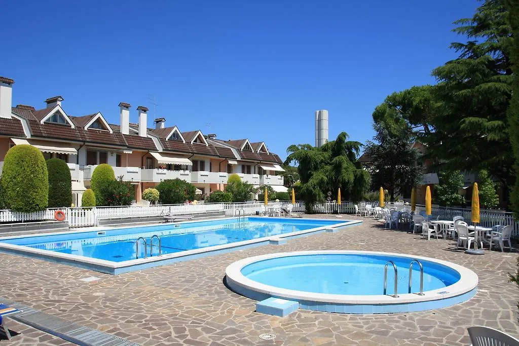 Residence Equilio Family Apartments Lido di Jesolo
