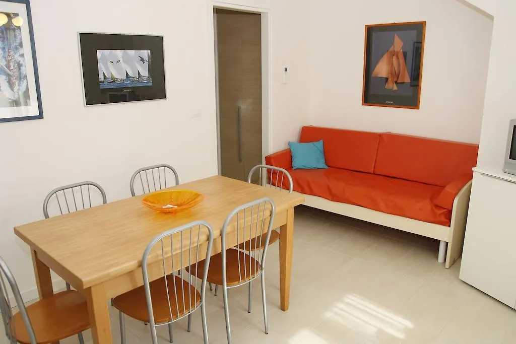Residence Equilio Family Apartments Lido di Jesolo